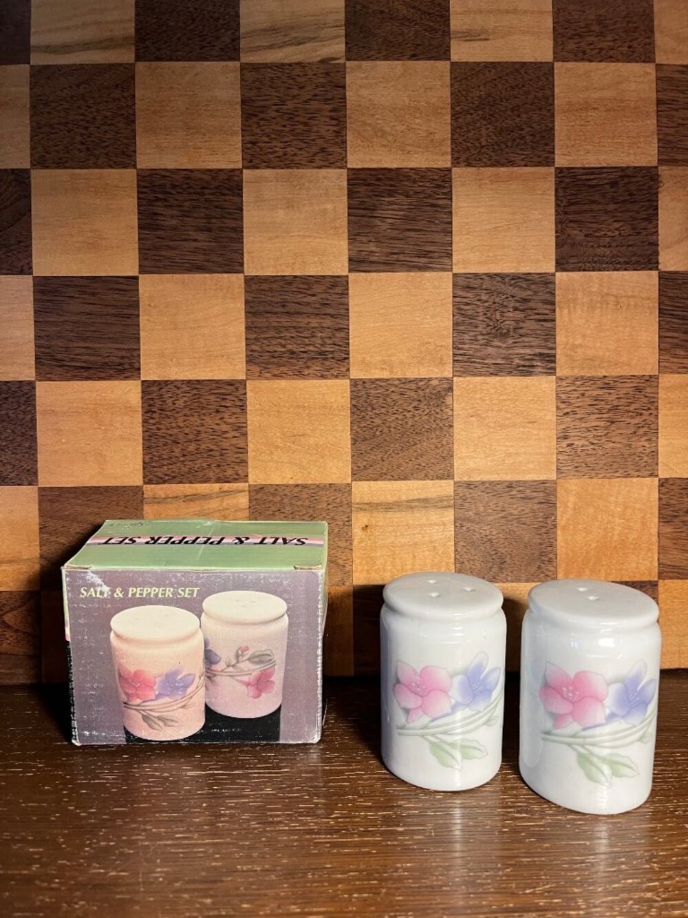 Pastel Floral Salt and Pepper Shakers A111